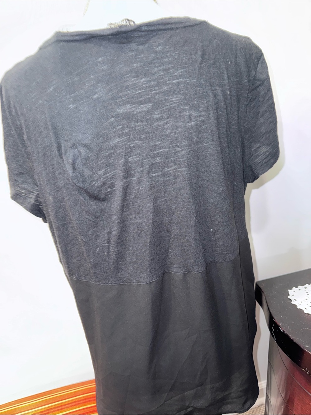 Express Classic Black Short-Sleeve Women's Tee - Picture 2 of 7
